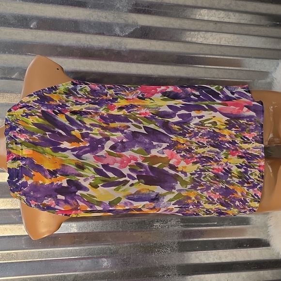 CAbi Purple and Pink Abstract Tank Top - Picture 3 of 5